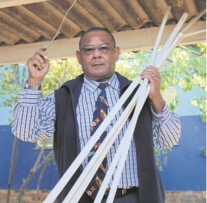 Skool raadop met plundery