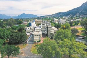 Drakenstein-munisipaliteit in hofgeding oor elektrisiteit