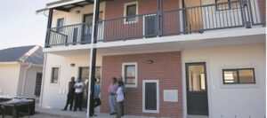 Werkers ontvang woonstelle