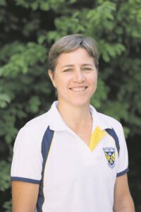 Larrie teacher umpires in UK