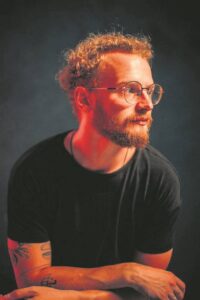 Solo-vertoning deur Almero