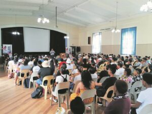 WAG/Stop Misdaad en polisie besoek kollege