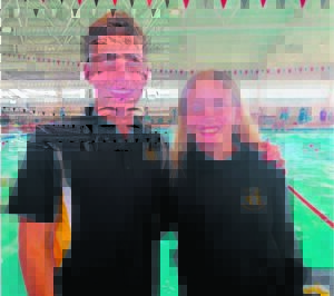 Rossouw-tweeling vaar goed