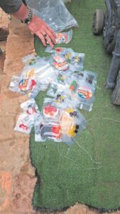 Drie in hospitaal oor ‘lekkers’