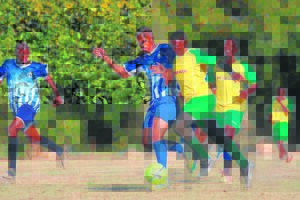 Noorder-Paarl oorheers teen Klein Nederburg