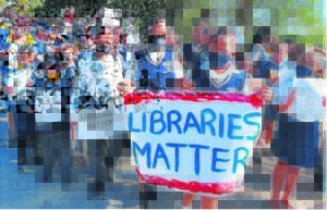 ‘Boekwurms’ deel van optog