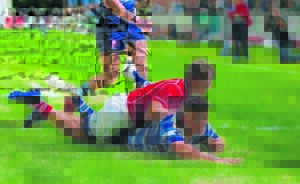 Boishaaier in koma ná kopbesering op rugbyveld