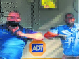 Unieke maskers vir Boishaai