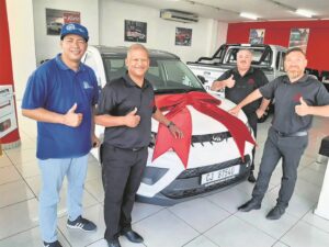 GWM Paarl help Paarl FM om sanitêre doekies af te lewer