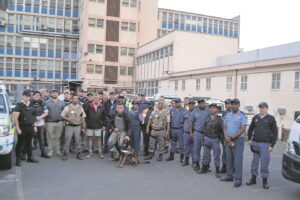 Gesamentlike operasie teen misdaad sien agt arrestasies