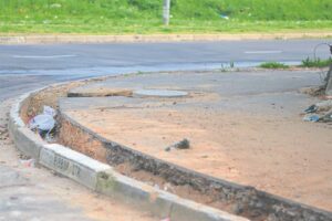 Inwoners kla oor oop uitgrawings