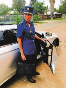 Omstrede polisiehoë na Wynland-distrik ontplooi