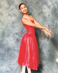 Golden ‘pas de deux’