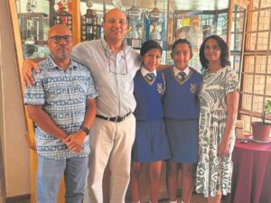 Top leerders kry beurse