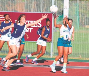 Oud-leerders wys hul netbaltalent