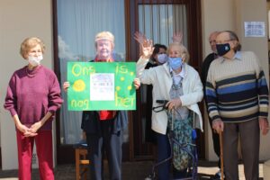 KYK: Bejaardes betoog ná 6 maande se isolasie