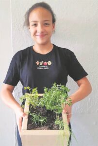 Groen vingers help haar drome