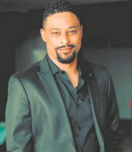 Binnelanders-akteur in kritieke toestand