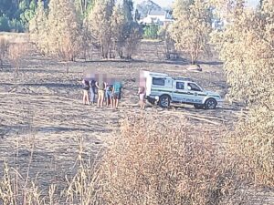 Polisiehond spoor verdagte by rivier op