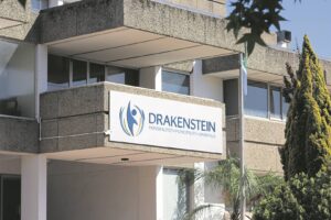 Vonke spat in Drakenstein raadsvergadering oor ‘bedrog’