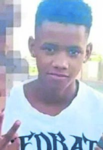 Tiener van Chicago deur Kampsbaai-polisiebeampte doodgery