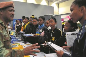 Klapmuts bied loopbaandag aan