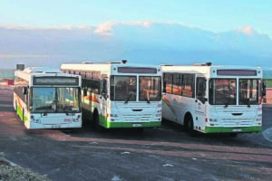 Golden Arrow skort diens tussen Paarl en Bellville op