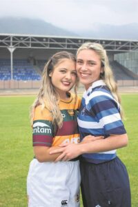 Die een dra maroen, die ander dra blou