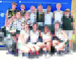 Span maak skoonskip by toernooi