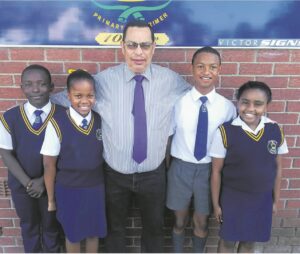 Skool kondig leiers aan