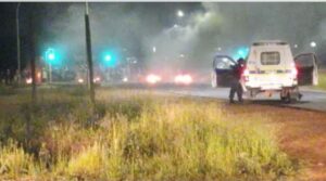 Vroeg oggend chaos toe inwoners van Brickfields in opstand kom