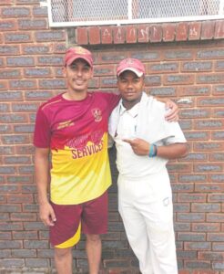 Tiere verrinneweer die sitrusboere met 214 lopies