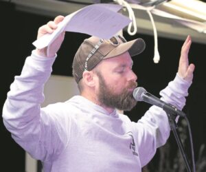 Die Oopmond Bende in Die Bôrdienghuis