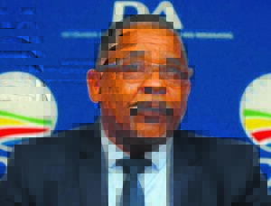 Ondersoek teen Poole ‘vertroulik’