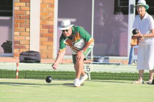 Balle aan’t roer by Paarl-rolbalklub