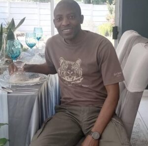 Wag sterf toe boom hom tydens patrollie in Wellington tref