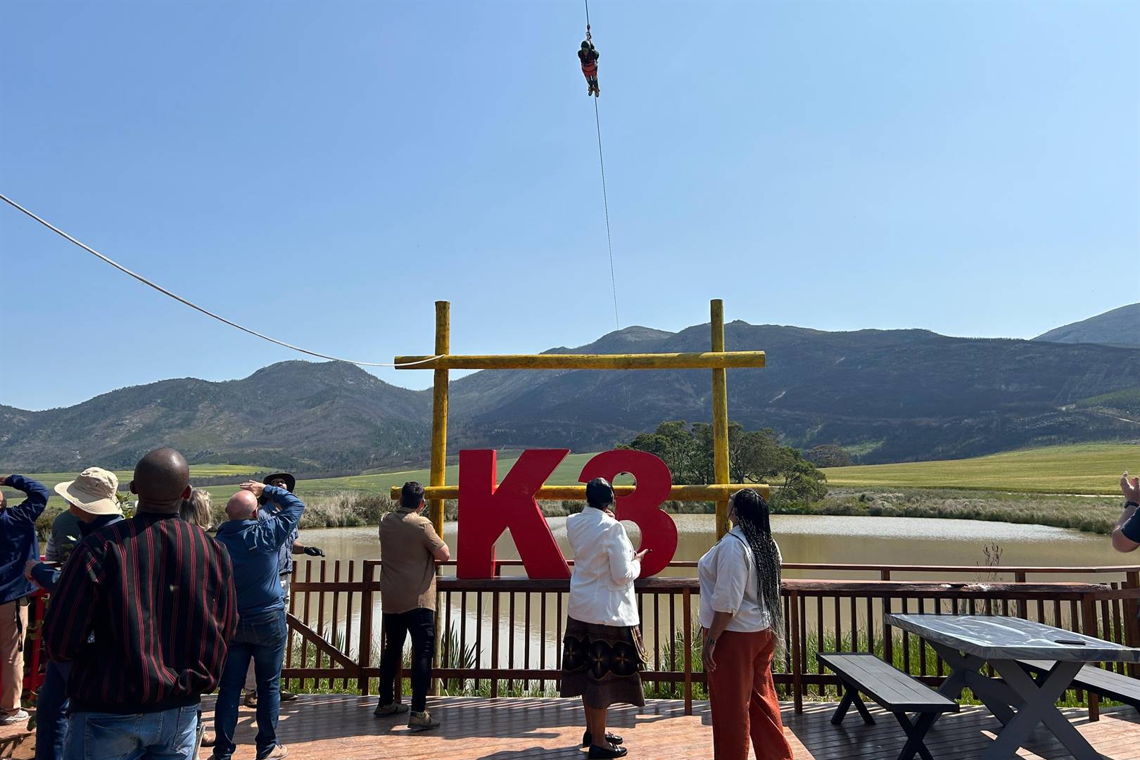 Koste vir die avontuur beloop R1 800 per persoon. 