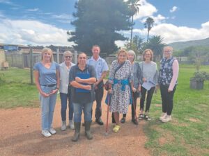 Diereverenigings in vallei vat hande