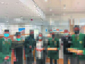 Hoofleiers bederf hospitaalpersoneel