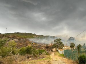 Hugenote-tonnel gesluit, talle brande, skade weens gure weer in Drakenstein