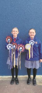 Equestriennes jump for joy