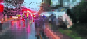 Skoolbus kantel ná reën in Sonstraalpad