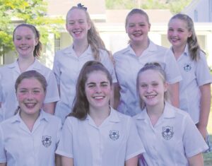 Leerders presteer onder die water