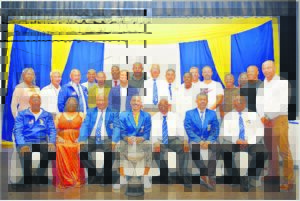 Hillcrest vereer sy klublede