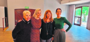 Sakekamer klink ’n glasie op Vrouedag