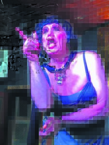 Fop-vermaak by Crown Bar