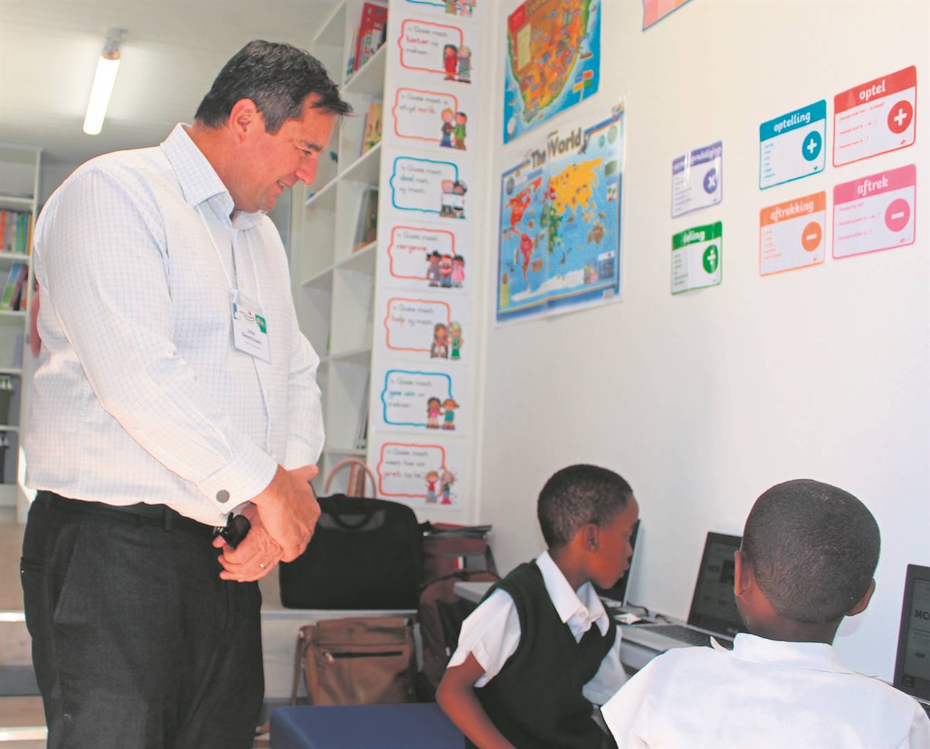 Die lint van die nuwe reisende klaskamer word deur