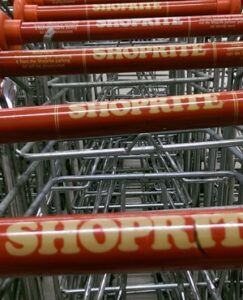 Shoprite-personeellid toets positief vir COVID-19