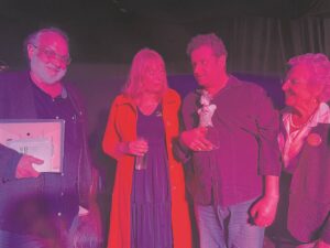 Coetzee kry prys vir bundel