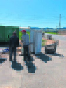 Rommelstrooiers pla sakelui in Dal Josafat baie